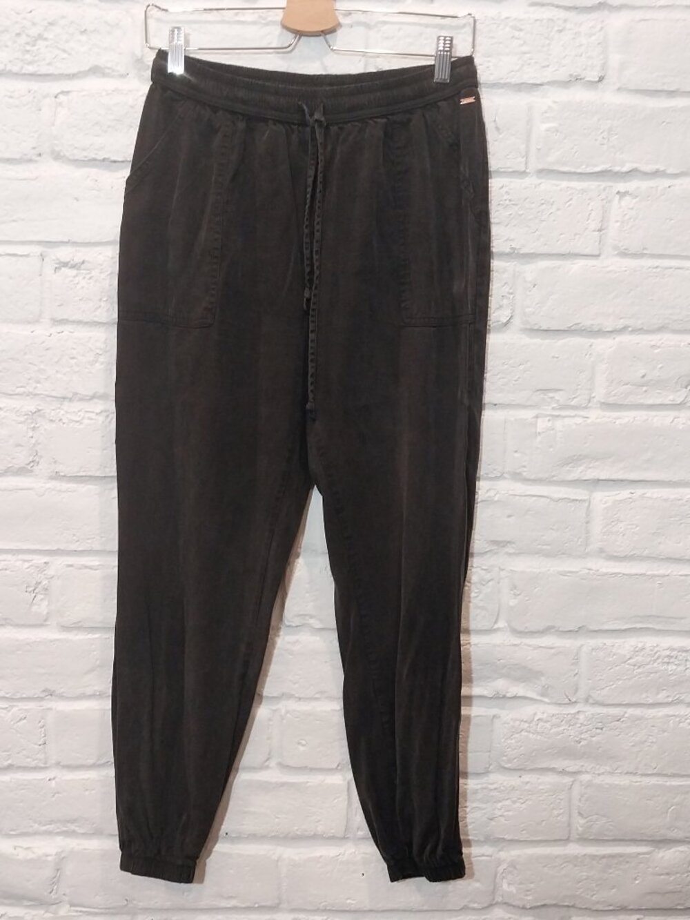 Victorias Secret PINK Easy Jogger Pull On Pants Womens M 6 Black Lyocell Blend